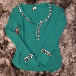 We The Free Long Sleeve T in Green - Size L